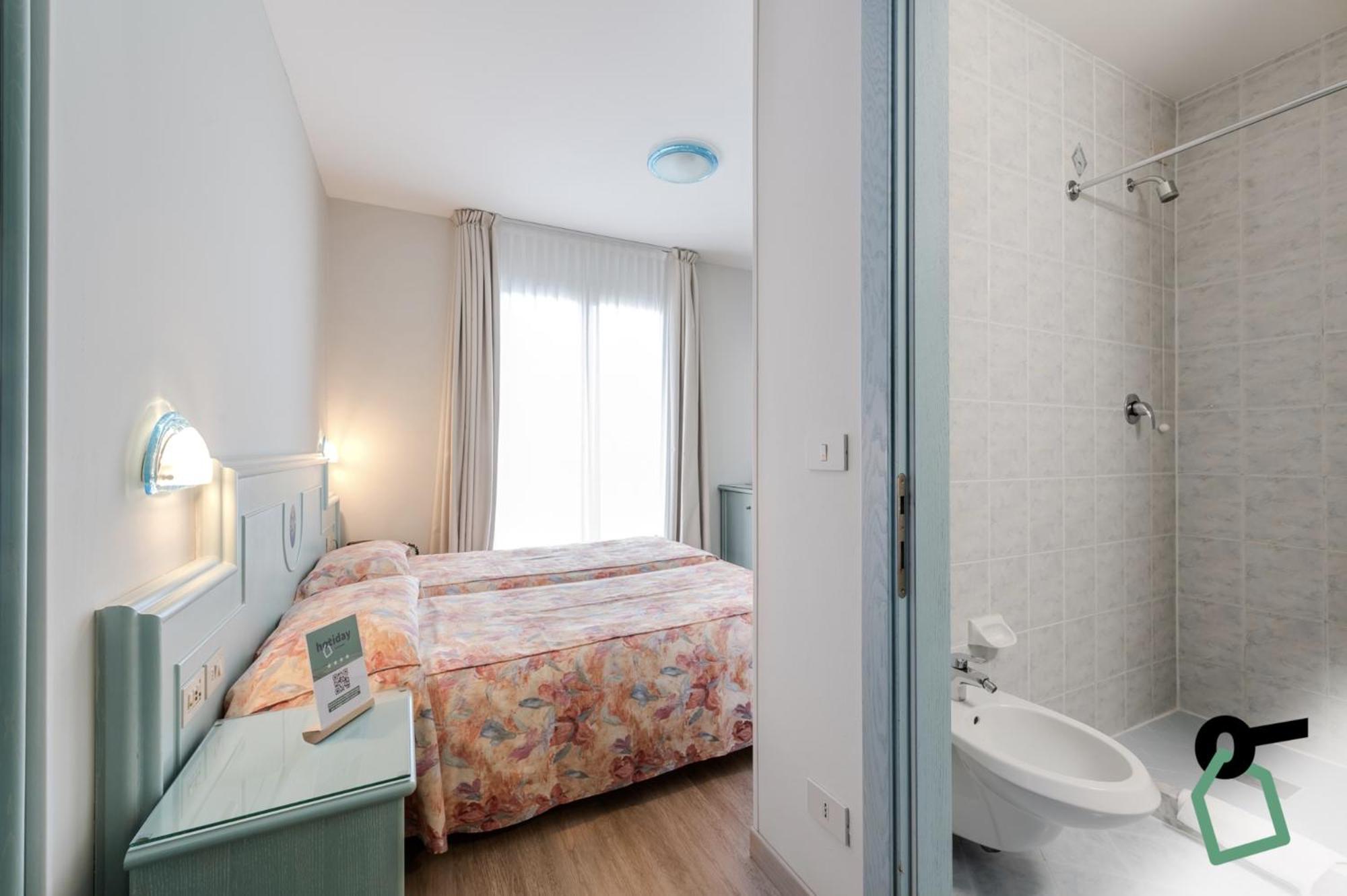 Hotiday Room Collection - Jesolo Lido Bagian luar foto