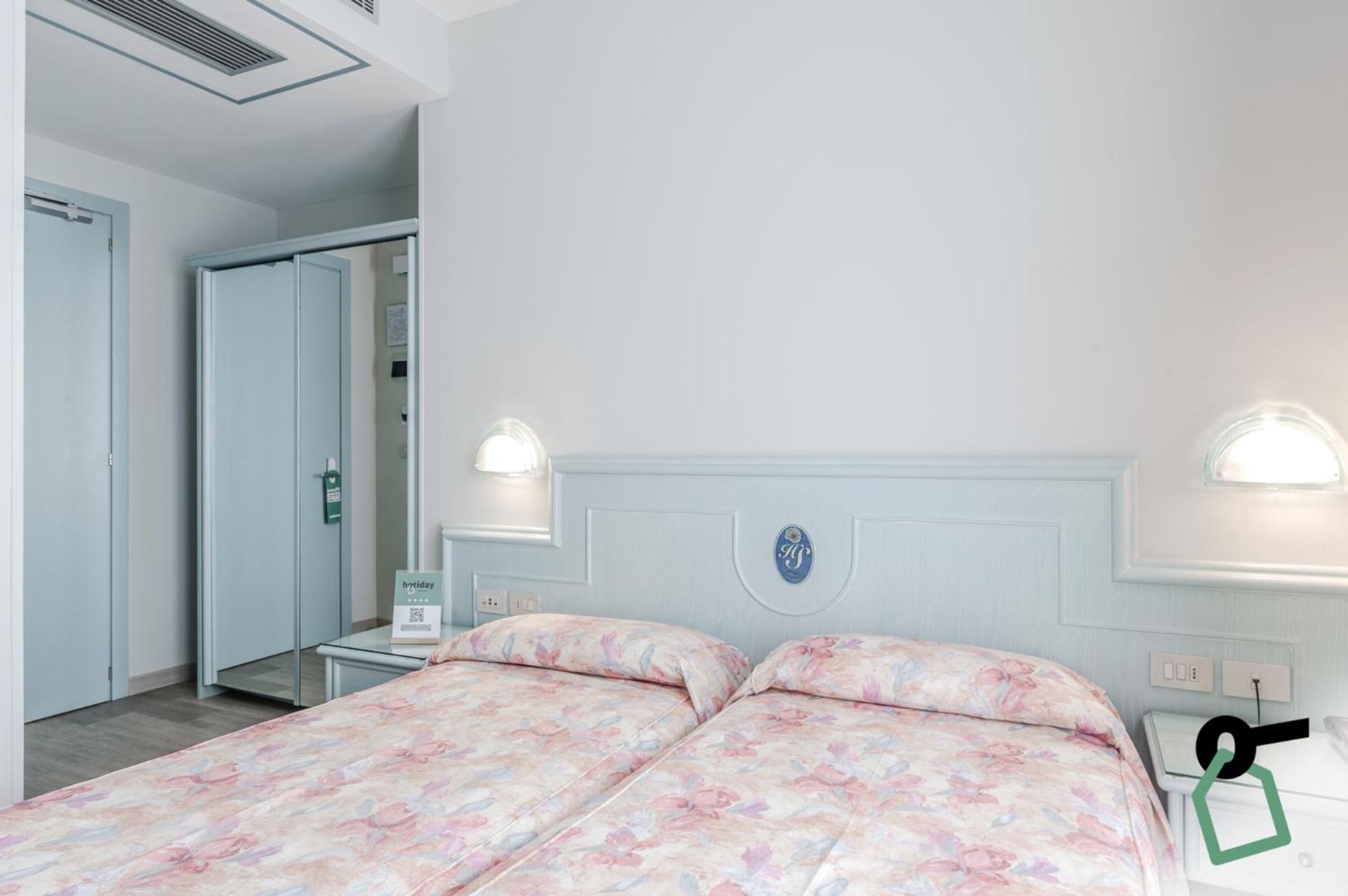 Hotiday Room Collection - Jesolo Lido Bagian luar foto