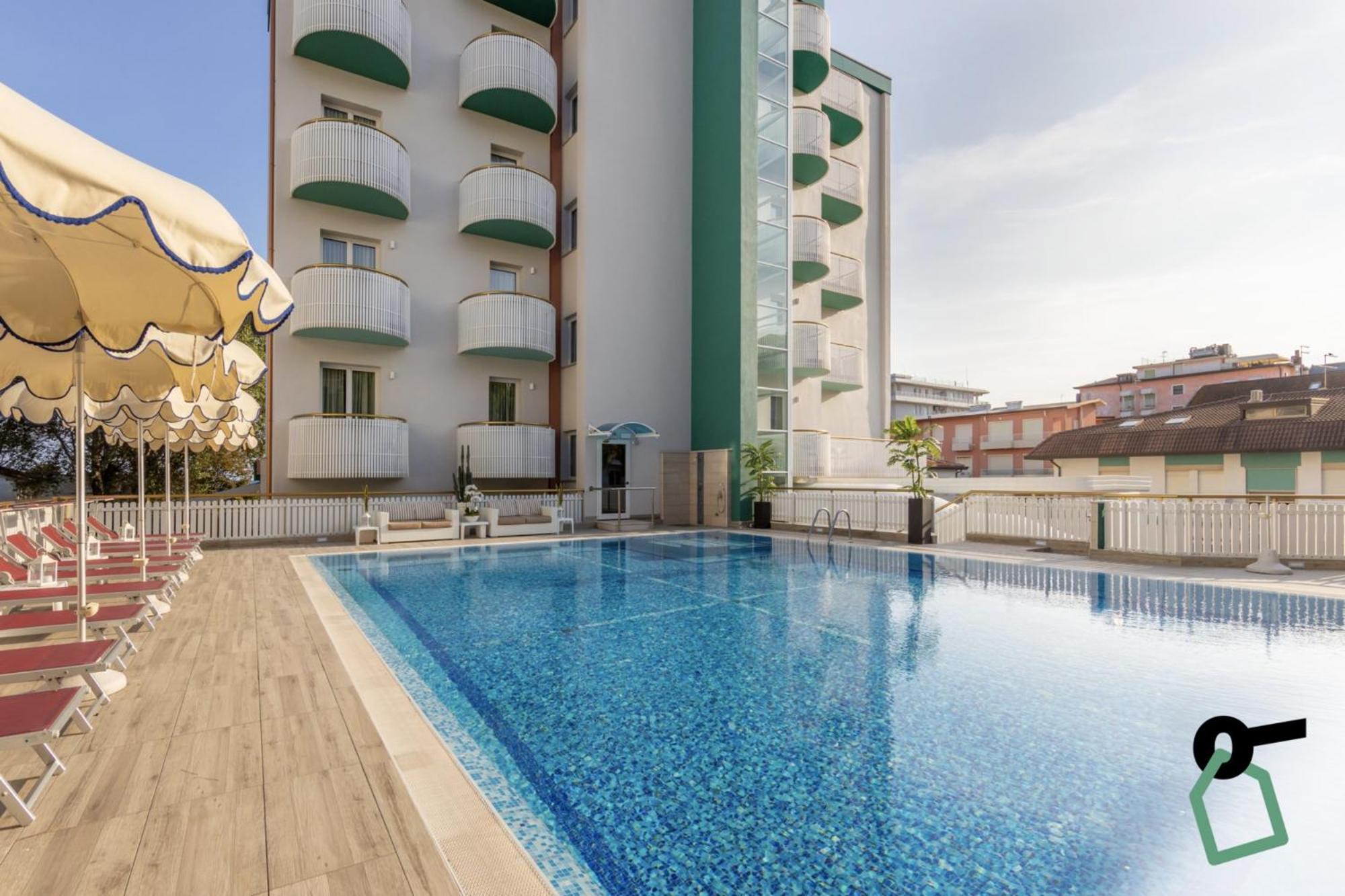 Hotiday Room Collection - Jesolo Lido Bagian luar foto